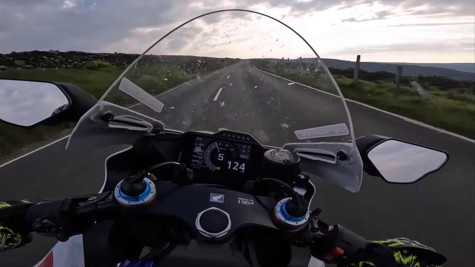 IOM TT lap, CBR1000RR-R on-board. - YouTube/TT Travelling Marshals.